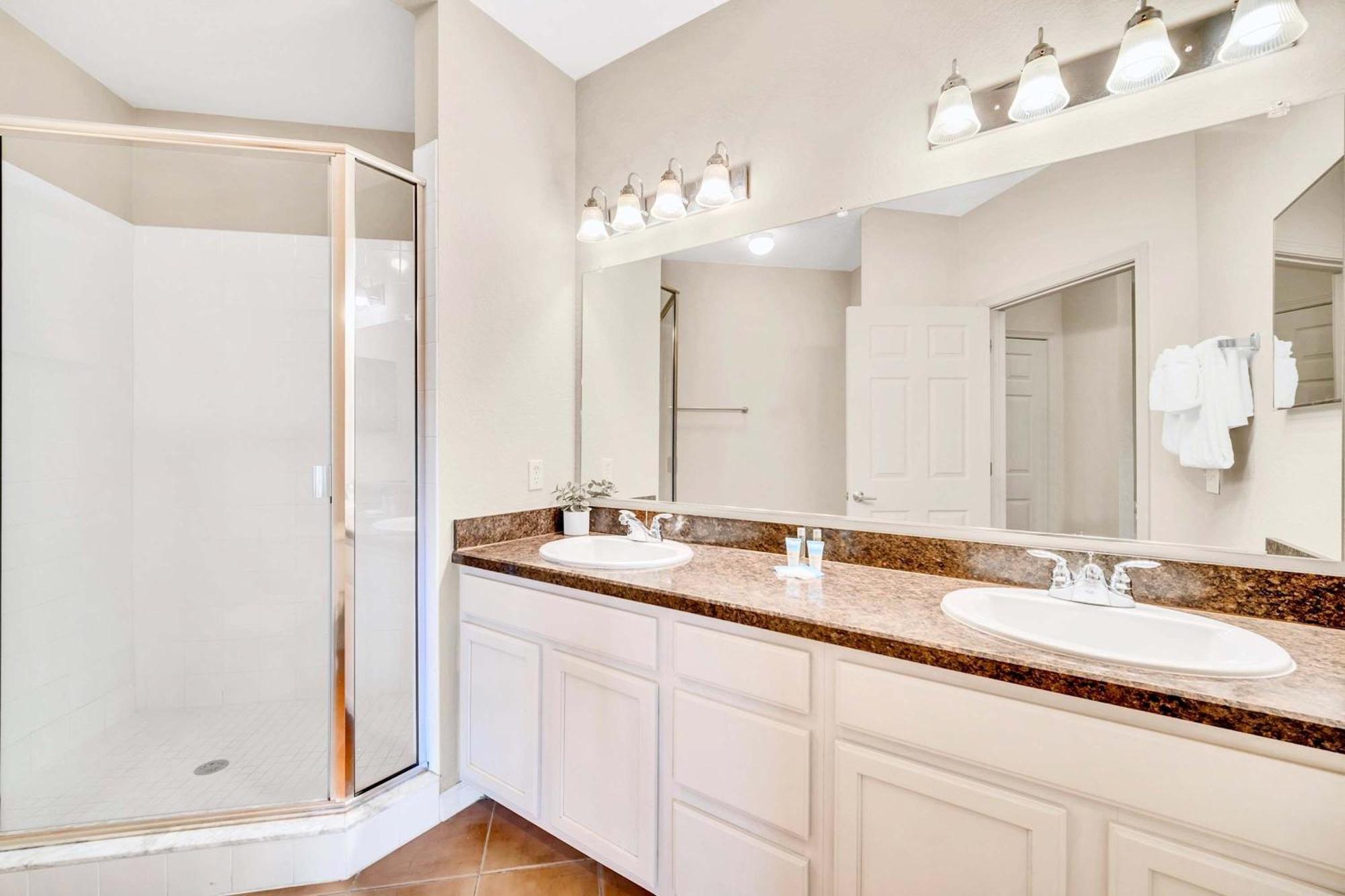 Bright & Modern 2Br Condo With Pool & Hot Tub, Near Disney! Orlando Exteriör bild
