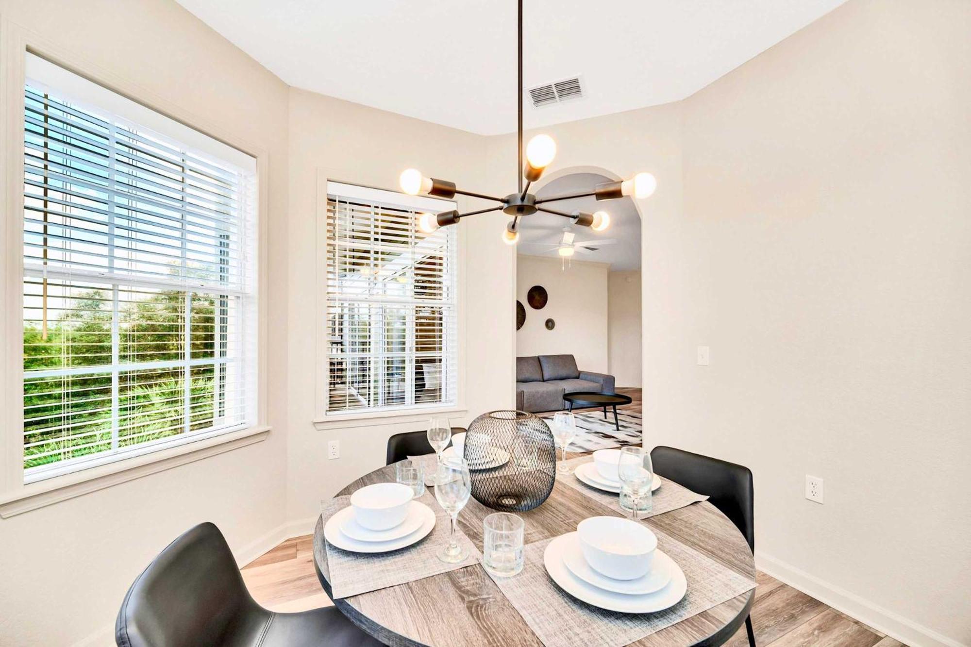 Bright & Modern 2Br Condo With Pool & Hot Tub, Near Disney! Orlando Exteriör bild